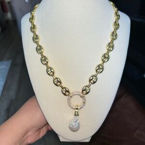 Pearl necklace